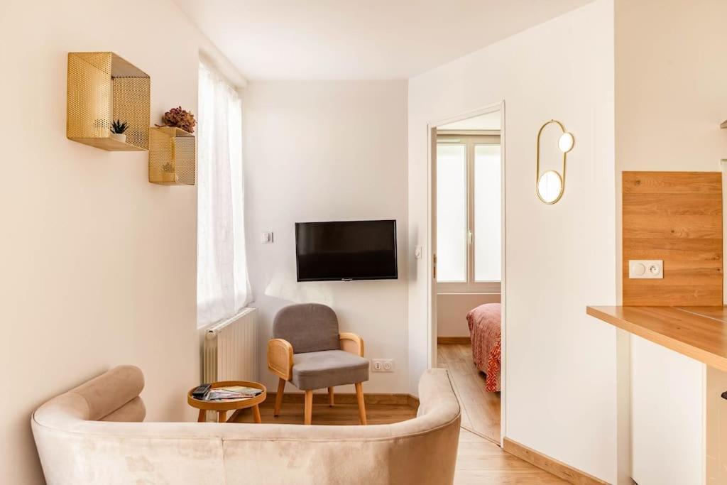 Maison Tourangelle Chic & Cosy Avec Cour Тур Екстериор снимка